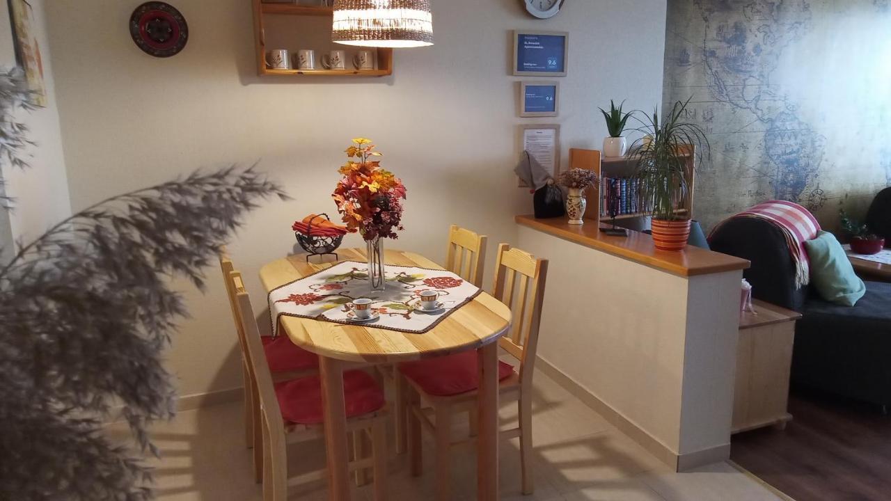St. Benedek Apartmanlakas Leilighet Mezőkövesd Eksteriør bilde